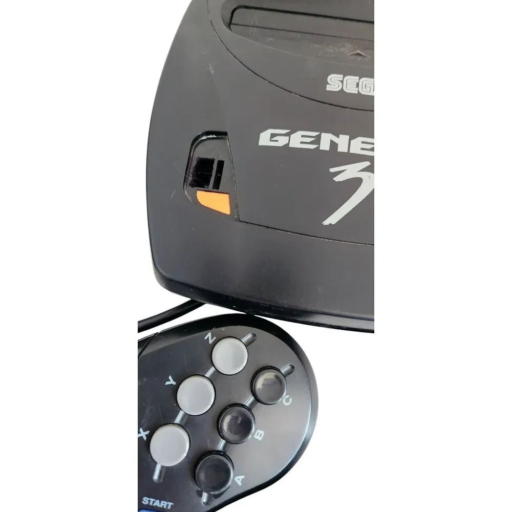 Sega Genesis 3 System with Controllers - MK 1461‎